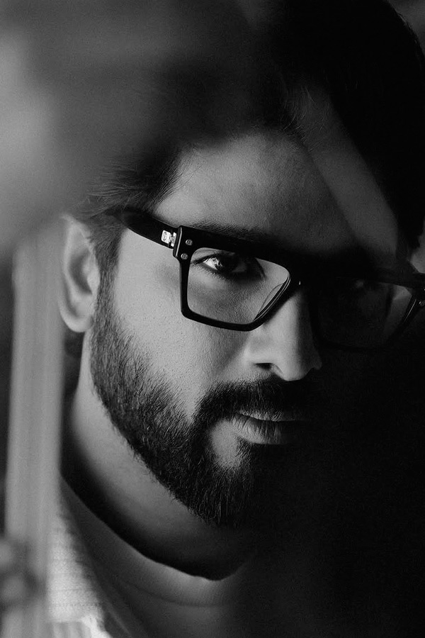 Allu_20Arjuns_20Photo_20On_20The_20Cover_20Of_20Hollywood_20Magazine_20Photos_20_283_29.jpg 4
