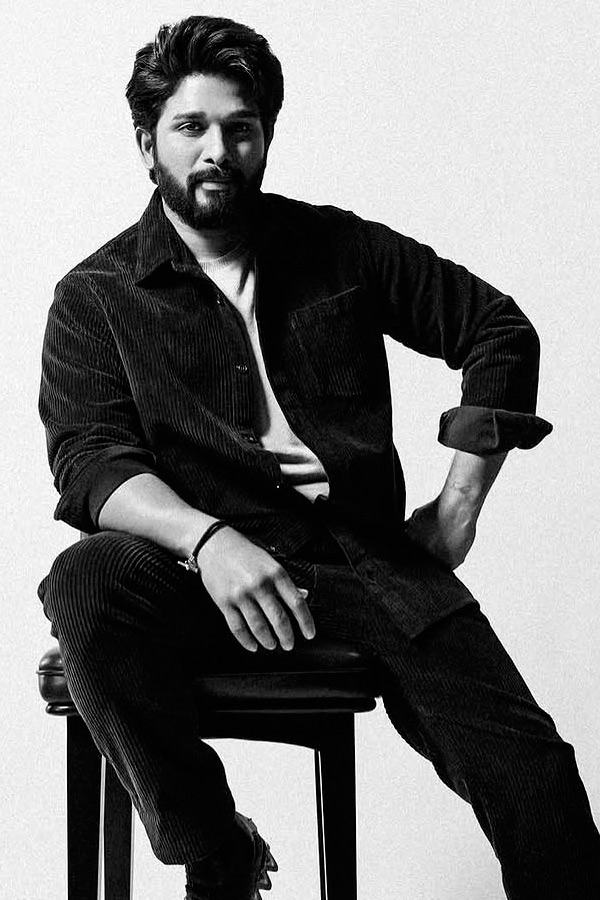 Allu_20Arjuns_20Photo_20On_20The_20Cover_20Of_20Hollywood_20Magazine_20Photos_20_285_29.jpg 6