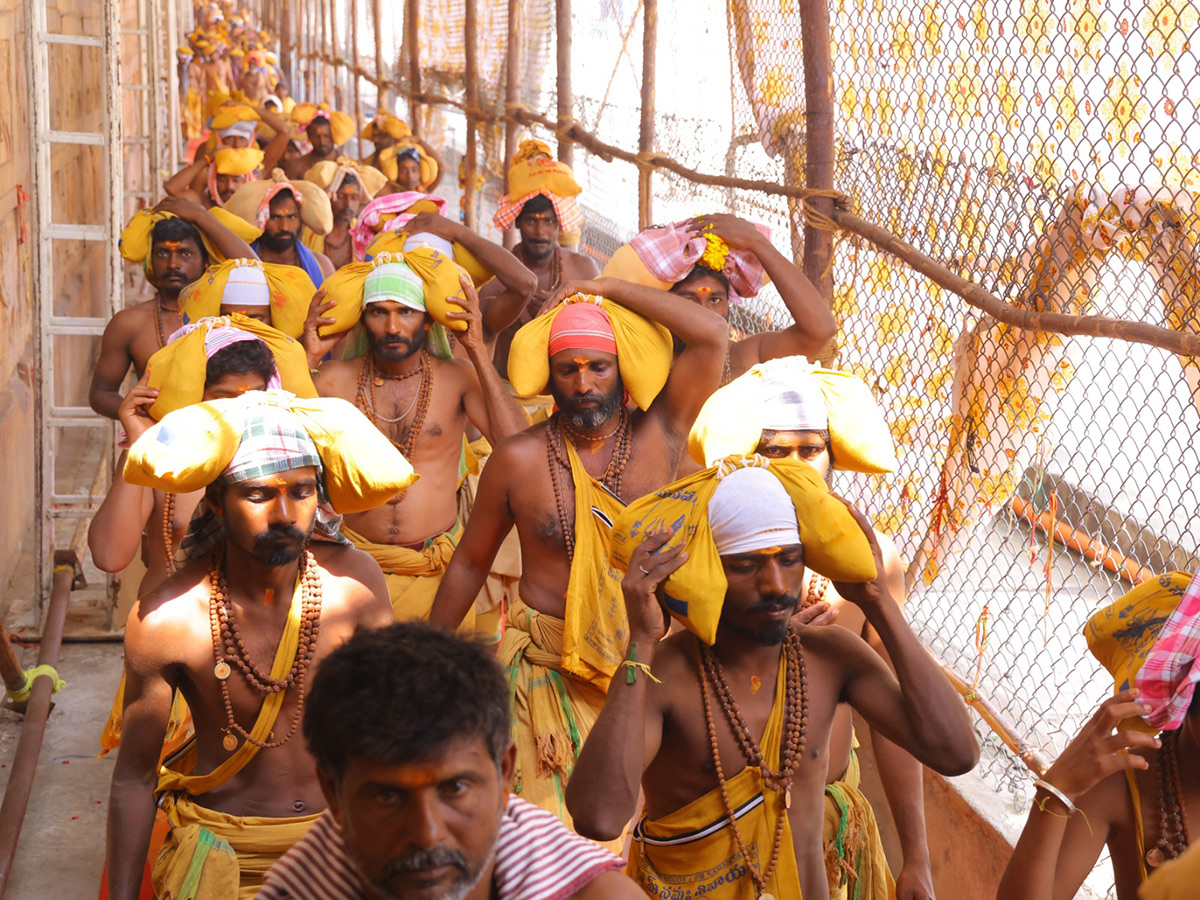 Maha_20Shivaratri_202025_20Celebrations_20at_20Srisailam_20Photos__20_2815_29.jpg 15
