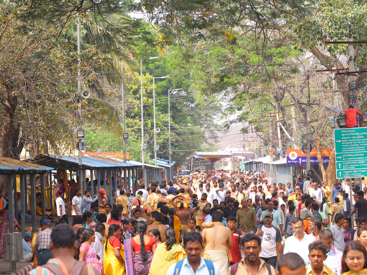 Maha_20Shivaratri_202025_20Celebrations_20at_20Srisailam_20Photos__20_2818_29.jpg 18