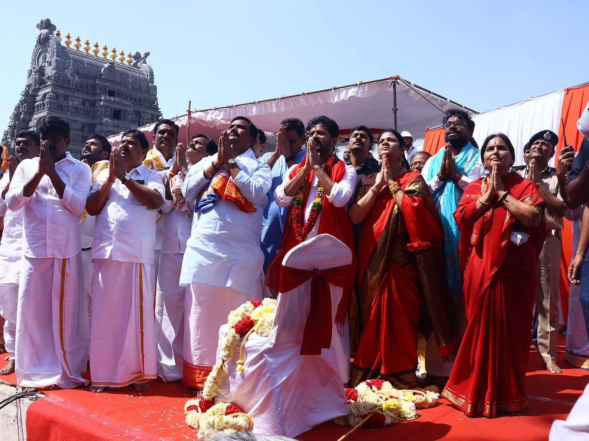 CM_20Revanth_20Reddy_20Inaugurates_20Yadadri_20Golden_20Vimana_20Gopuram_20Photos_6.jpg 6