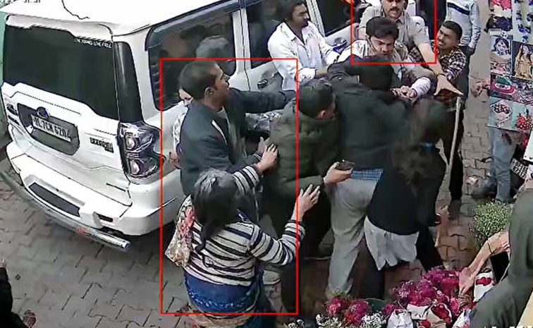 Minister_20Somendra_20Tomar_20Nephew_20Fighting.jpg