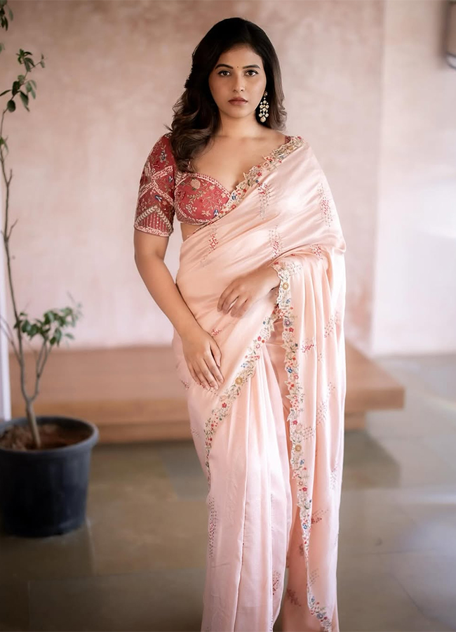 actress_20anjali_20latest_20photos_20in_20social_20media__20_2817_29.jpg 17