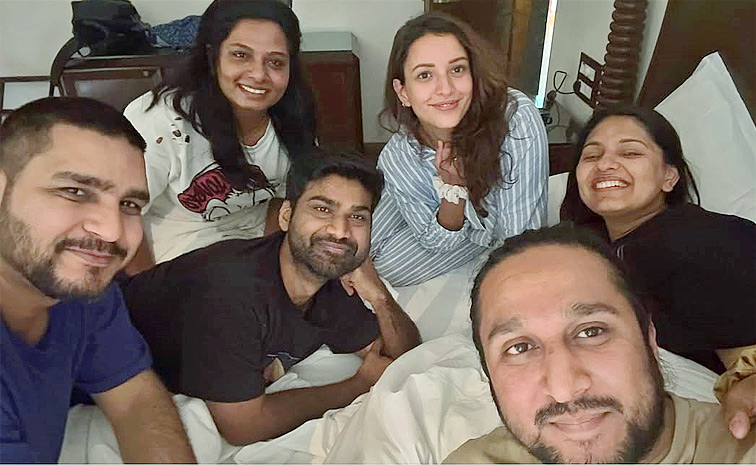 Actress_20Triptii_20Dimri_20Birthay_20Celebrations_20Photos_20_2825_29.jpg 13