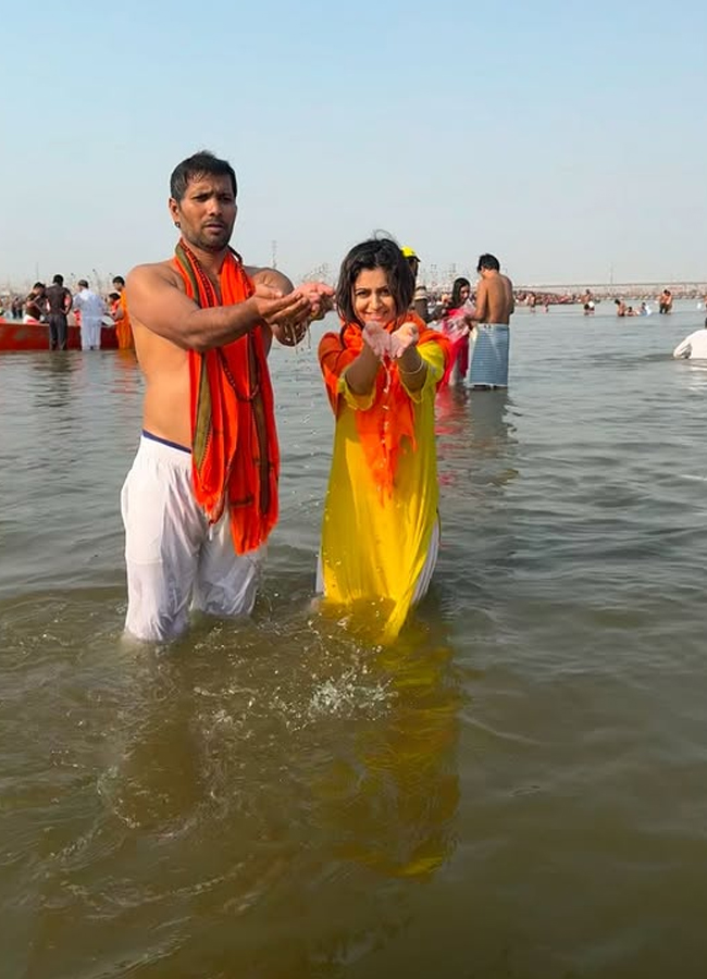 Ashok_20dinda_20at_20mahakumbh5.jpg 6