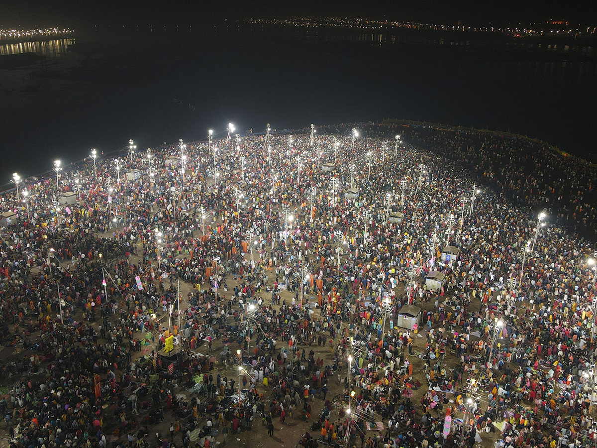 Maha_20Shivratri_20festival_20during_20ongoing_20Maha_20Kumbh_20Mela_202025__20_2814_29.jpg 14