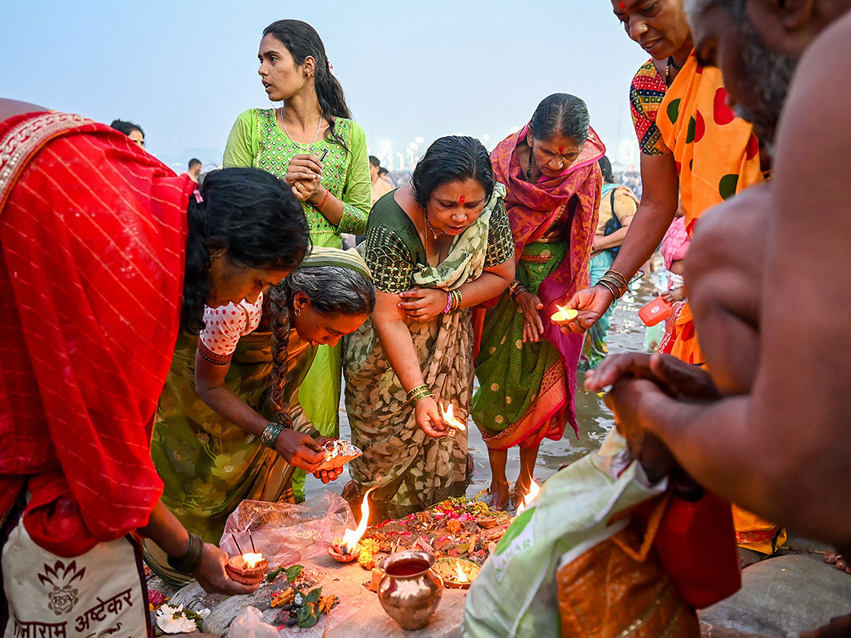 Maha_20Shivratri_20festival_20during_20ongoing_20Maha_20Kumbh_20Mela_202025__20_285_29.jpg 5