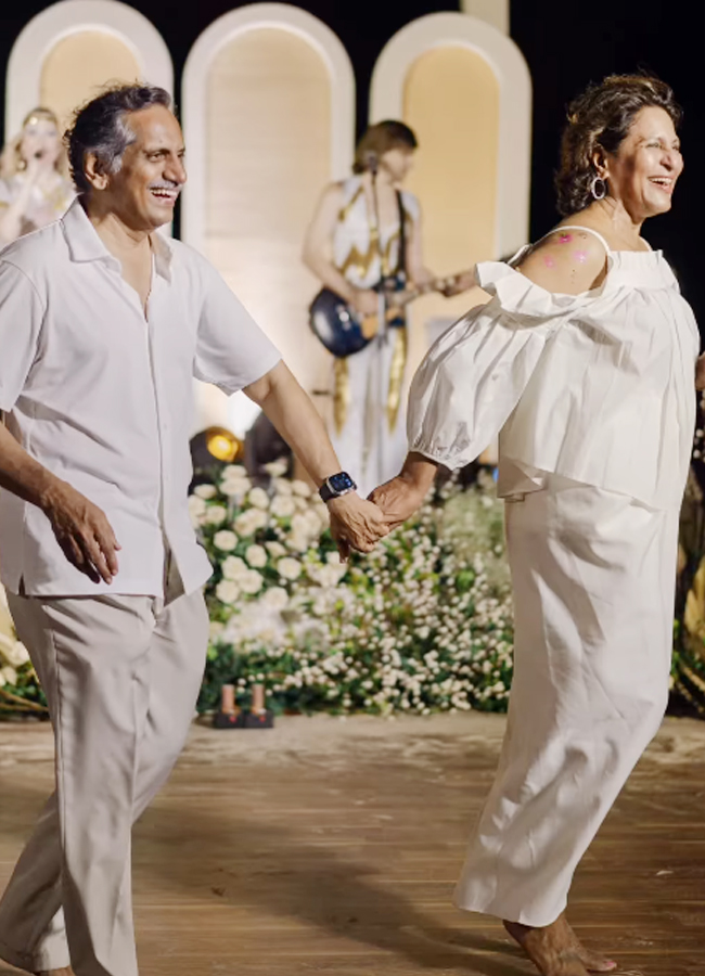 Ramcharan_20and_20upasana3.jpg 4