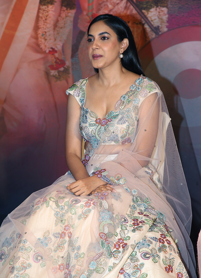 Actress_20Ritu_20Varma_20Mazaka_20Movie_20Success_20Meet__20_289_29.jpg 9