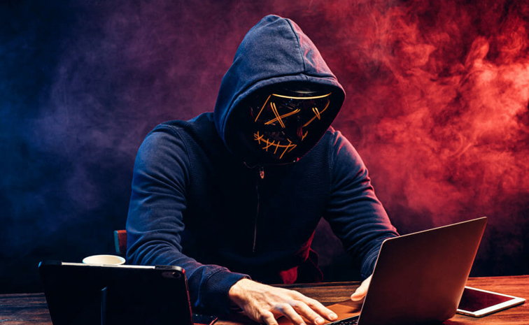 cyber_20fraudsters.jpg