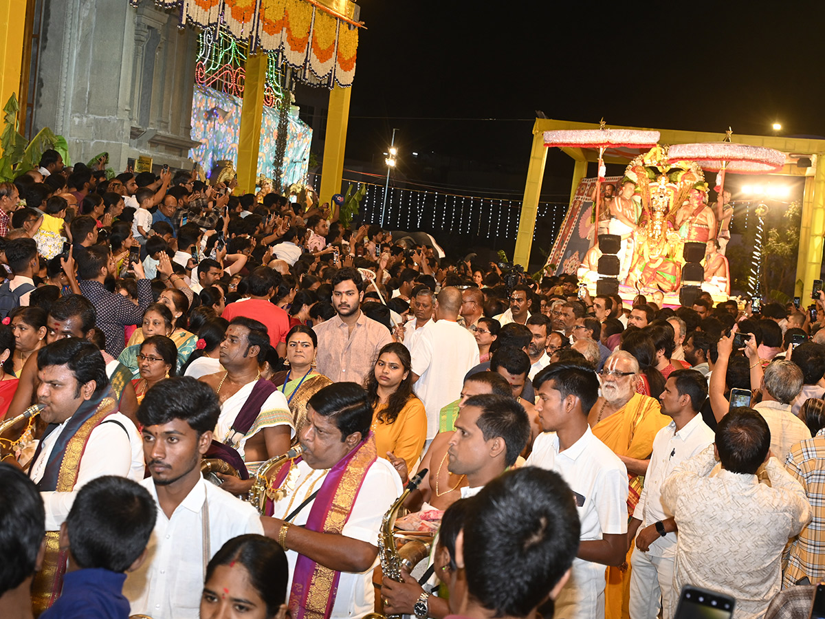 Brahmotsavam_20at_20TTD_20Temple_20Jubilee_20Hills__20_283_29.jpg 3