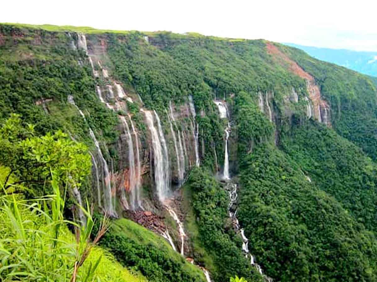 Meghalaya_20Tourism_20Places_20Photos__20_2810_29.jpg 10