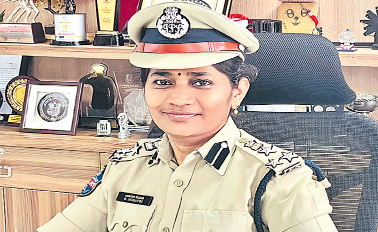 sumathi-ips-2123.jpg