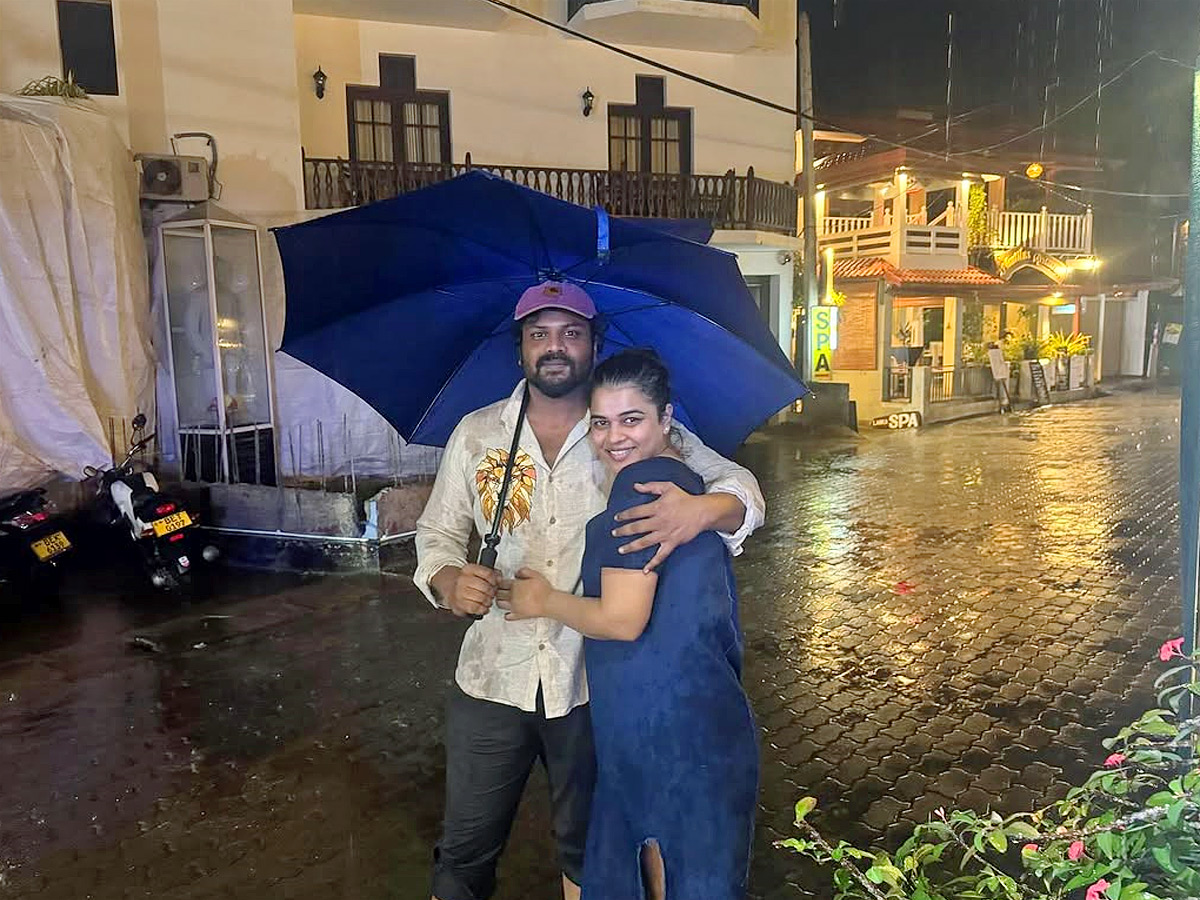 Actor_20Manchu_20Manoj_20Share_20heartfelt_20post_20to_20wife_20Mounika_20on_20their_20second_20Wedding_20Anniversary_20Photos_20_285_29.jpg 9