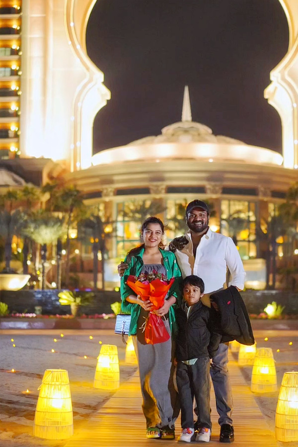 Actor_20Manchu_20Manoj_20Share_20heartfelt_20post_20to_20wife_20Mounika_20on_20their_20second_20Wedding_20Anniversary_20Photos_20_289_29.jpg 13