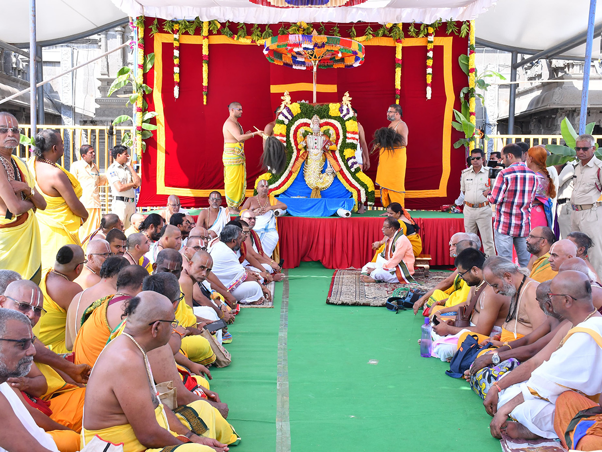Yadagirigutta_20Brahmotsavam_202025_20Photos__20_285_29.jpg 5