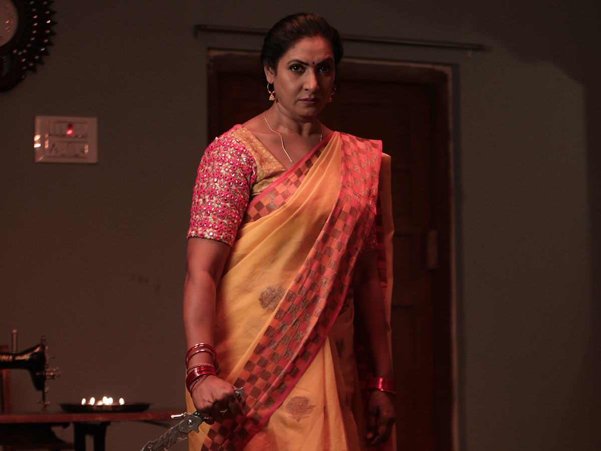 Actress_20Aamani_20Naari_20Movie_20HD_20Stills__20_2811_29.jpg 11