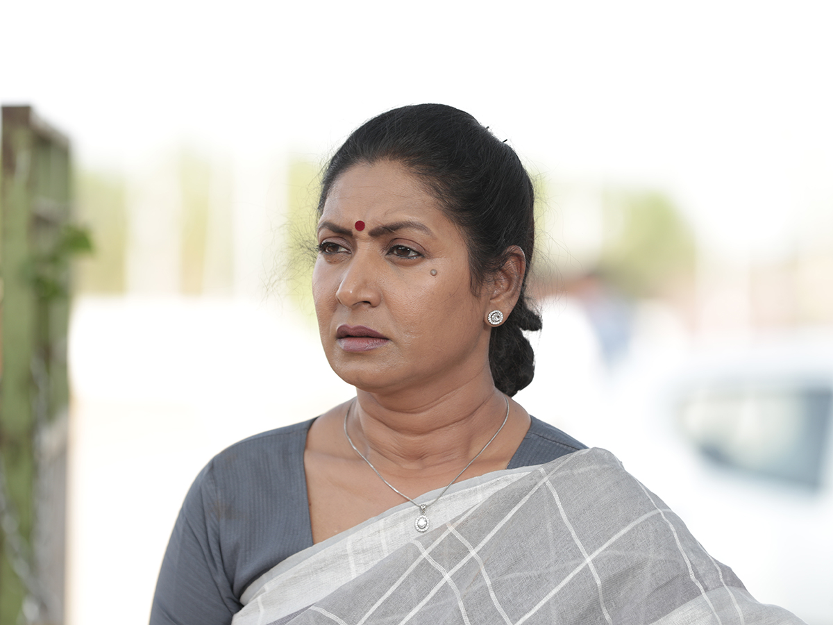 Actress_20Aamani_20Naari_20Movie_20HD_20Stills__20_289_29.jpg 9