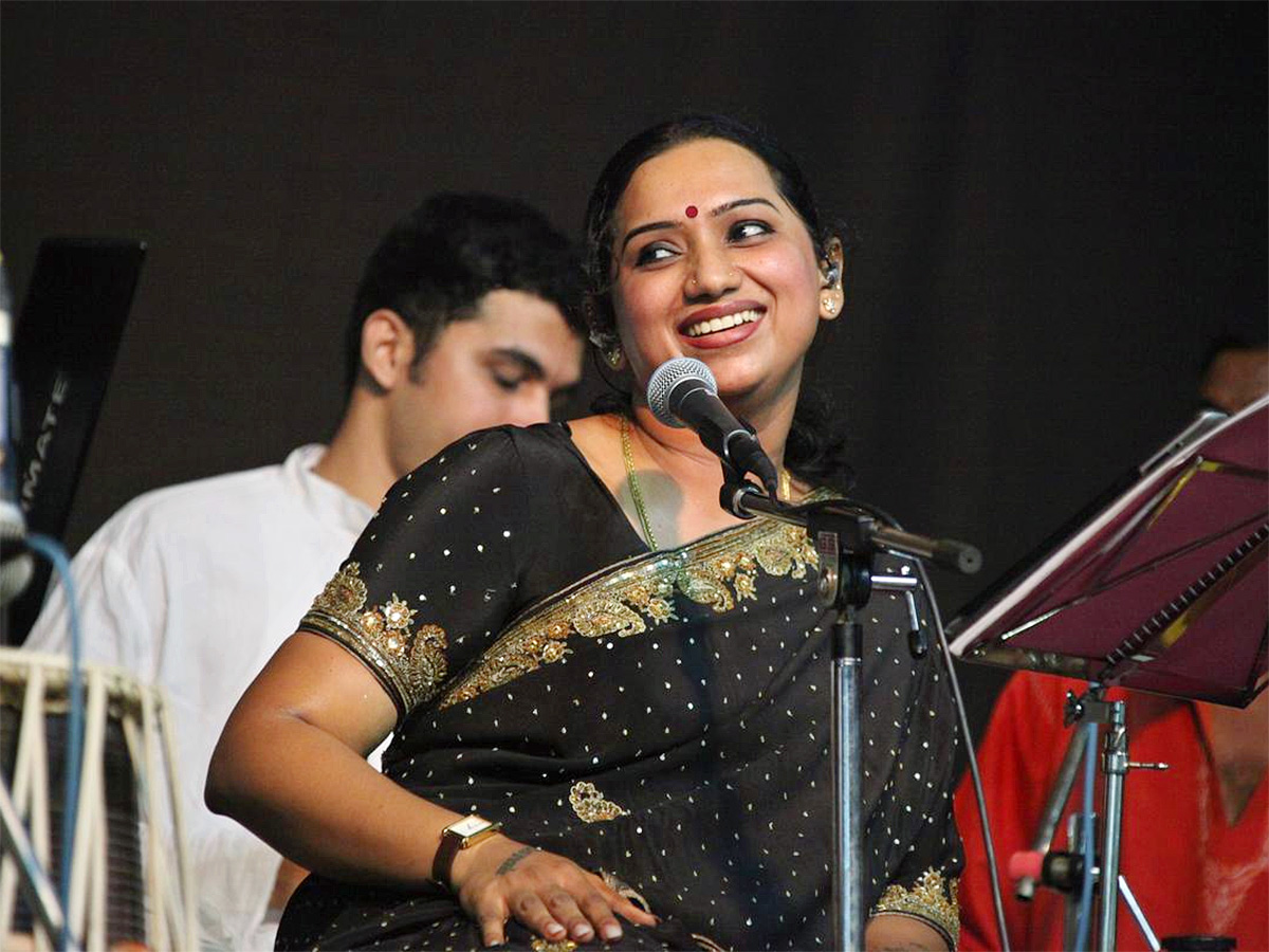 Singer_20Kalpana_20Family_20Details_20And_20Health_20Update__20_281_29.jpg 1