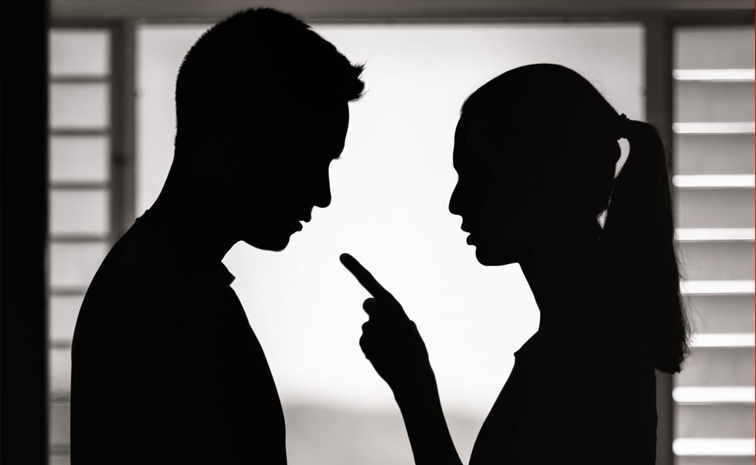 husband_20wife_20fighting.jpg