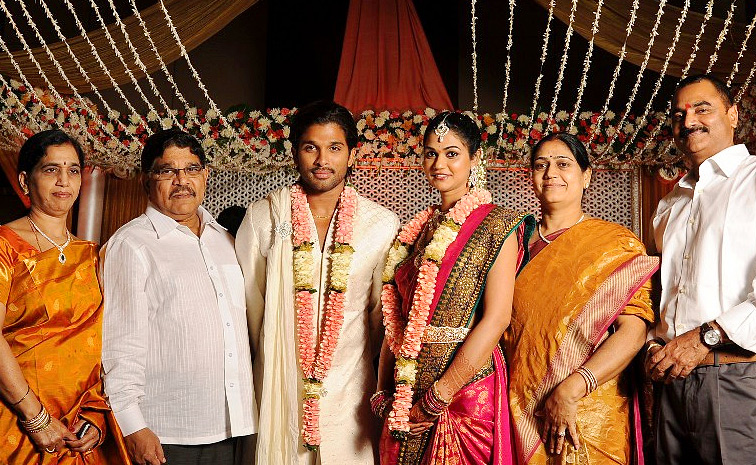Allu_20Arjun_20And_20Sneha_20Reddys_20Most_20Lovable_20Moments_20On_20Their_20Wedding_20Anniversary_20Photos_20_2812_29.jpg 3