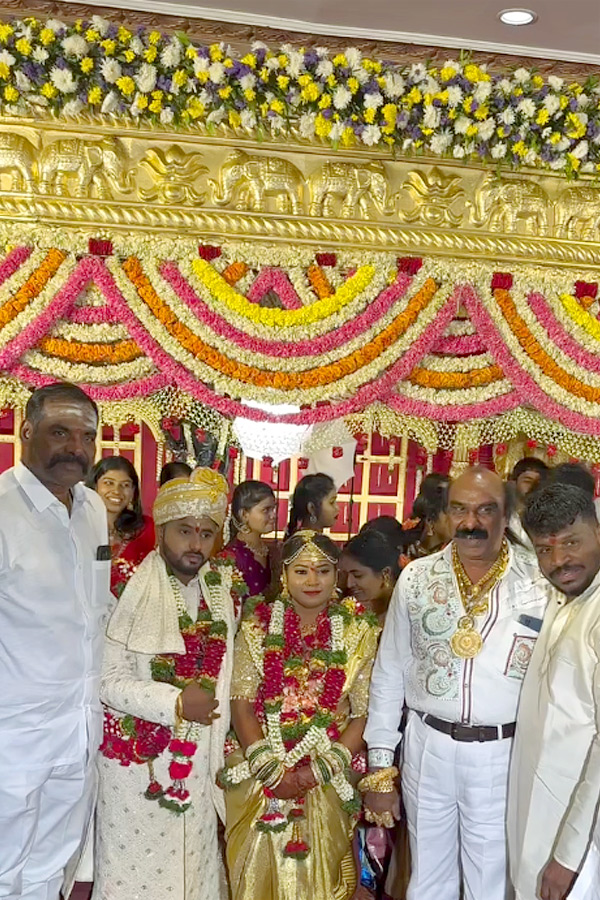 Gabbar_20singh_20sai_20daughter_20marriage_20Photos_20_283_29.jpg 4