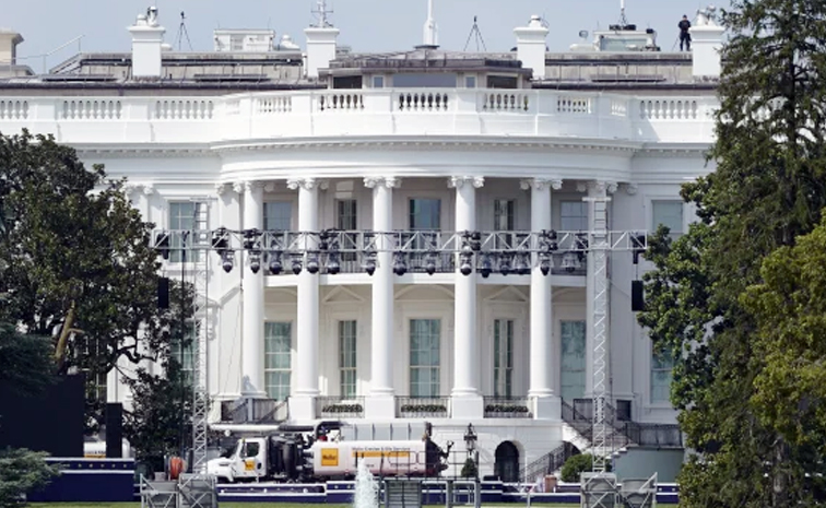 White_20house.jpg