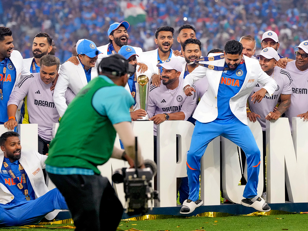 ICC_20Champions_20Trophy_20cricket_20final_20match_20between_20India_20and_20New_20Zealand__20_281_29.jpg 1