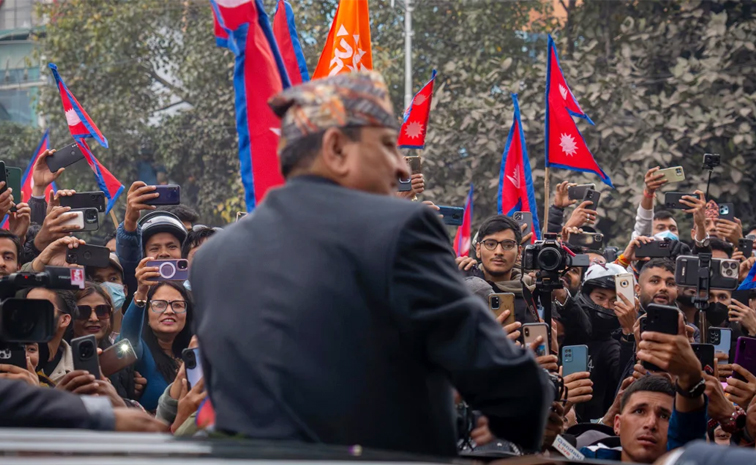 Nepal_Wants_monarchy_Back.jpg
