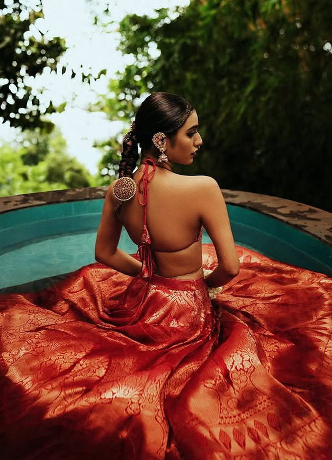 Priya_20prakash_20warrier9_0.jpg 10