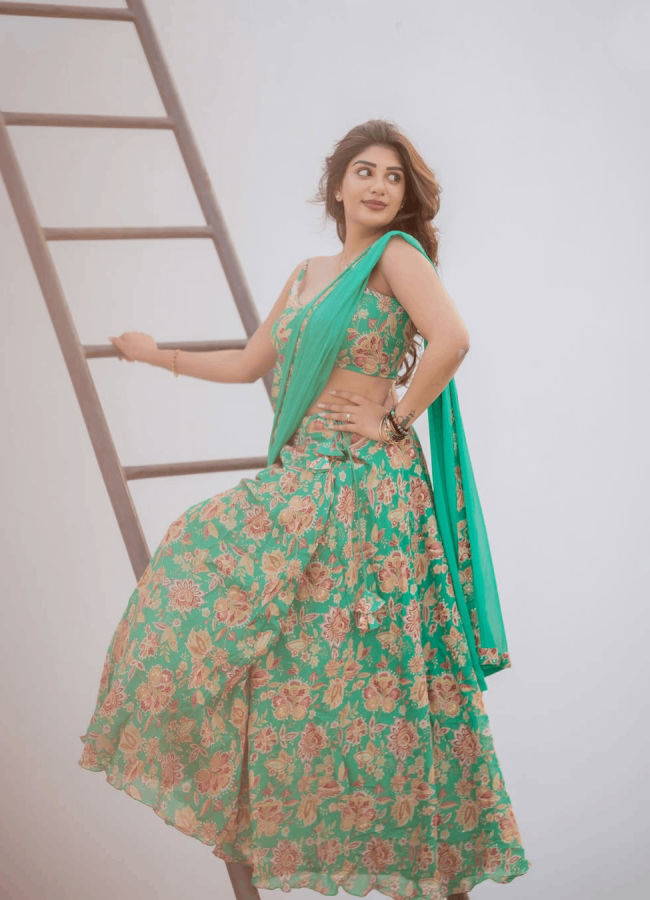 Actress_20Surekha_20Vani_20Daughter_20Supritha_20Latest_20Photos_20_288_29.png 8