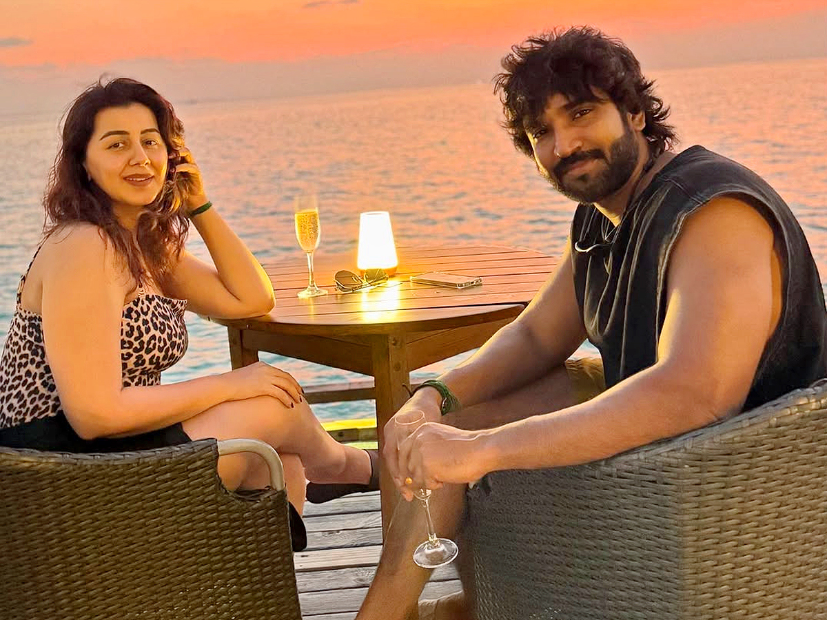 Nikki-Galrani-and-Aadi-Pinisetty-seen-chilling-out-over-the-weekend_-_281_29.jpg 1