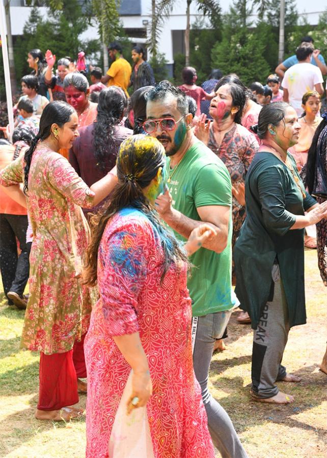 holi_20celebrations_20hyderabad__20_286_29.jpg 6