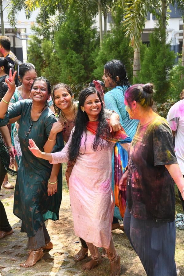 holi_20celebrations_20hyderabad__20_287_29.jpg 7