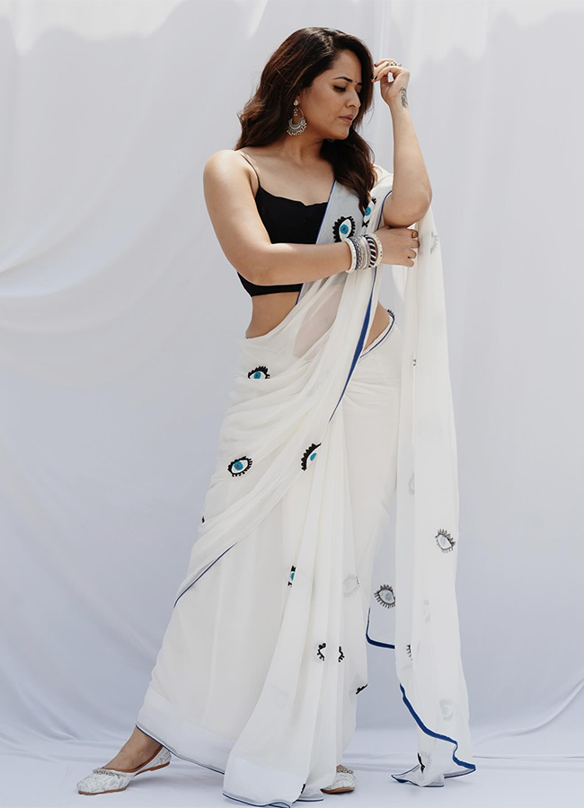 Actress_20Anasuya_20Bharadwaj_20_20White_20Saree_20Photos__20_288_29.jpg 8