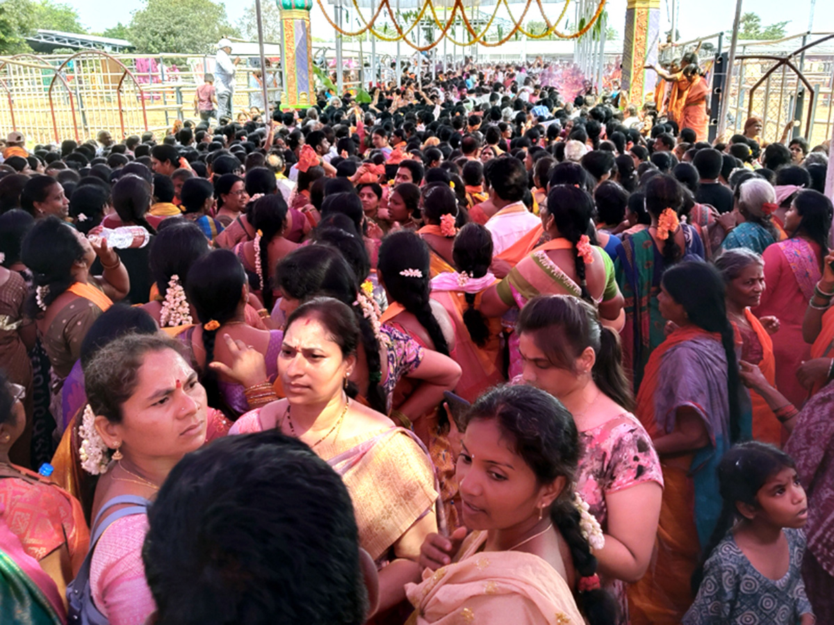 Sita_20Rama_20Kalyanam_20Grandly_20Held_20In_20Bhadrachalam_20Temple__20_2815_29.jpg 15