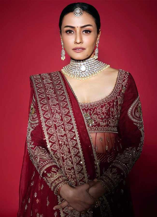 Namratha_20shirodkar_20in_20red_20dress1.jpg 2