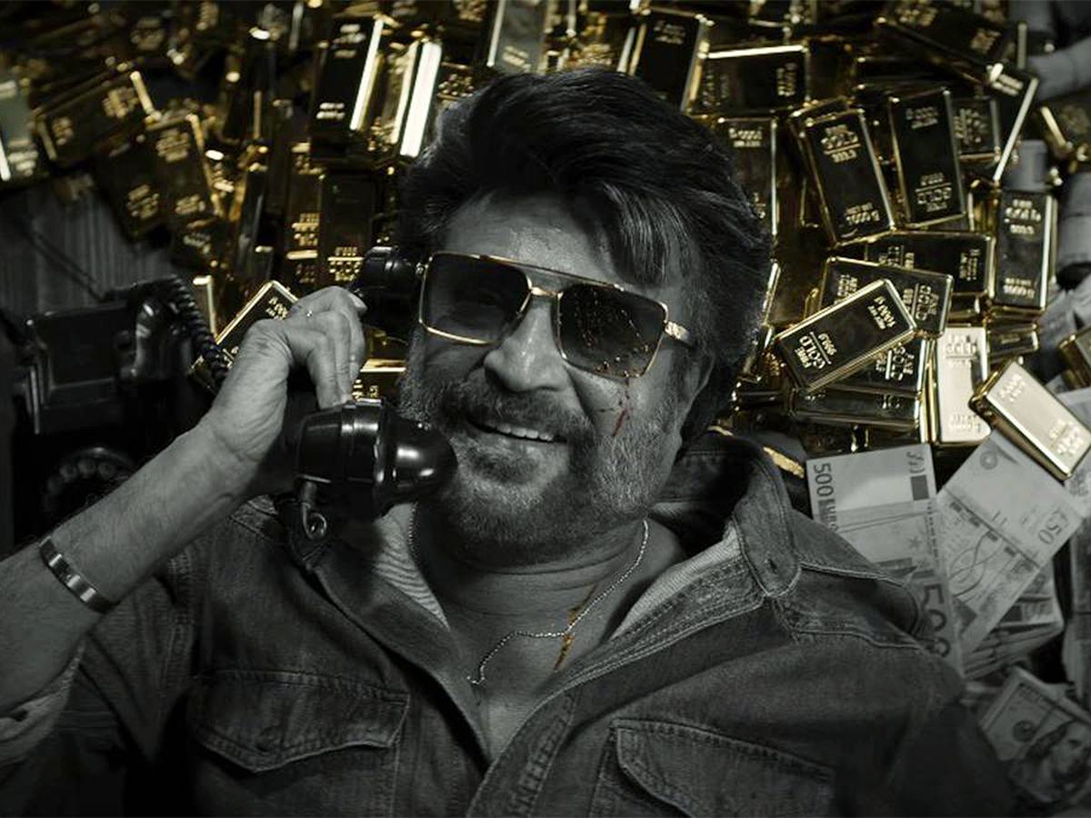 Rajinikanth-Coolie-Movie-HD-Stills_-_2814_29.jpg 15