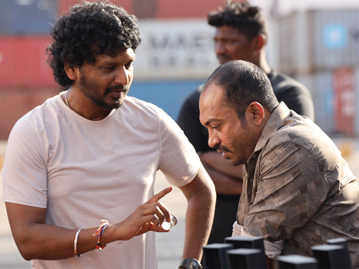 Rajinikanth-Coolie-Movie-HD-Stills_-_285_29.jpg 6