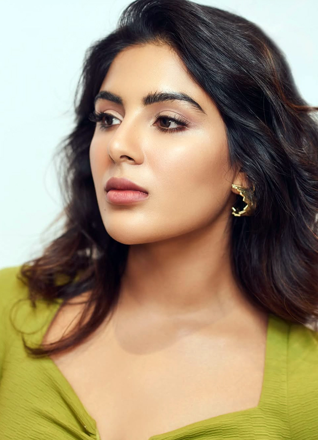 SamyukthaMenon_20latest_20photos11.jpg 12