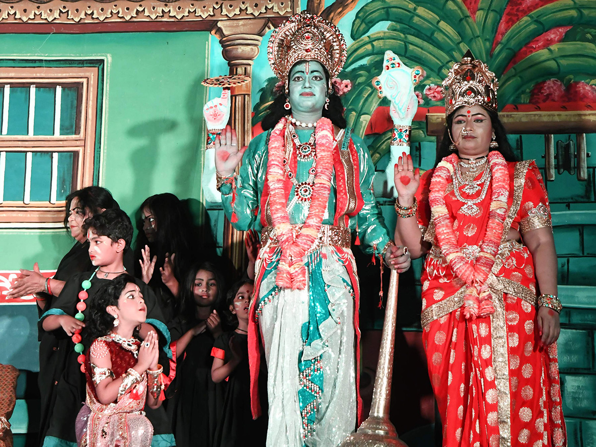 Surabhi_20Drama_20Festival_20At_20Vijayawada_20Photos__20_286_29.jpg 6