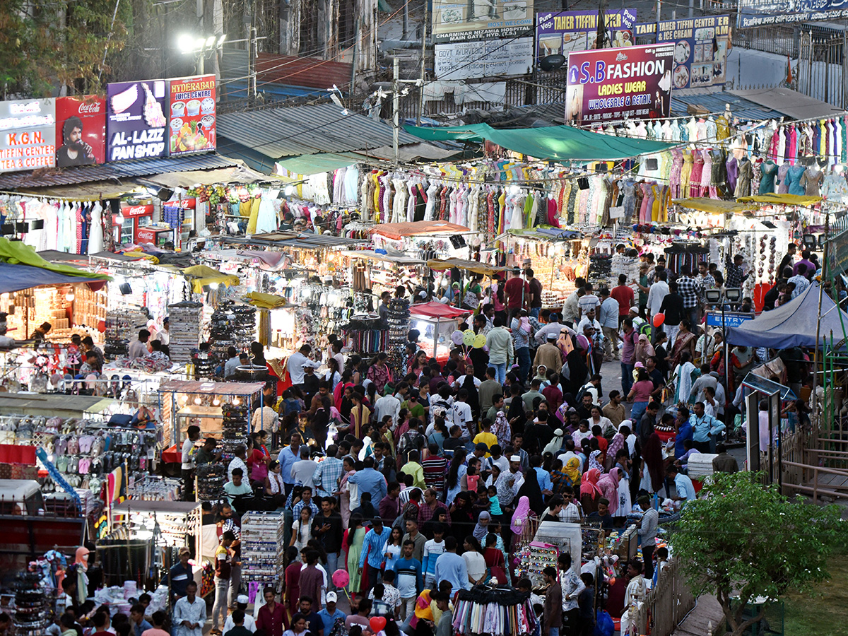 Ramadan_20Nights_20at_20Charminar_20Hyderabad_20Photos__20_283_29.jpg 3
