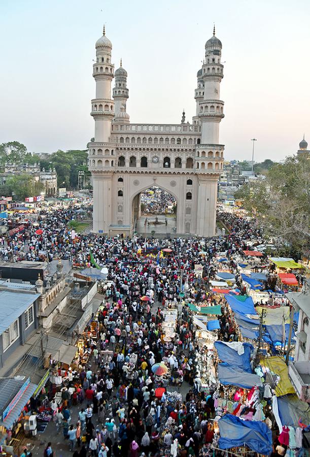 Ramadan_20Nights_20at_20Charminar_20Hyderabad_20Photos__20_289_29.jpg 9