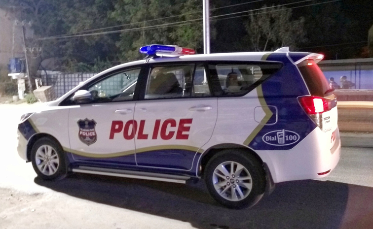 TG_20police.jpg