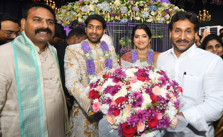 YS-Jagan_Reception.jpg
