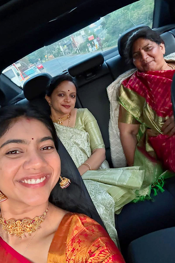 Actress_20Sai_20Pallavi_20and_20her_20sister_2CPooja_20Kannan_20Rocks_20In_20Wedding_20Photos_20_281_29.jpg 2