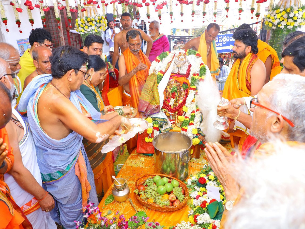 Vemulawada_20Rajanna_20Kalyanam_20Photos__20_287_29.jpg 8