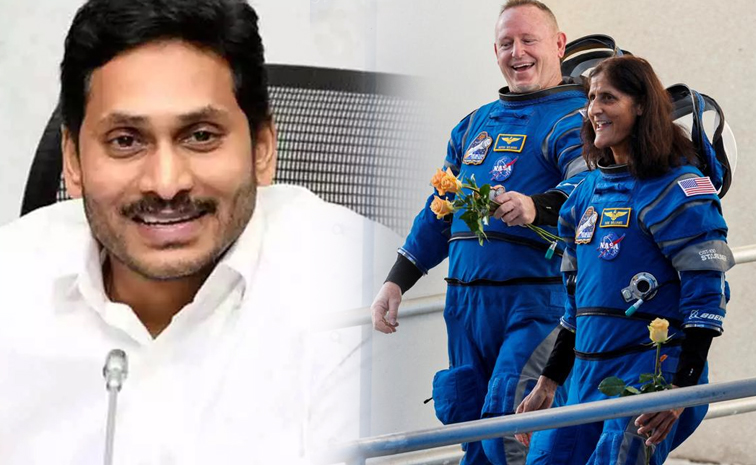 Sunita_Williams_YS_Jagan.jpg