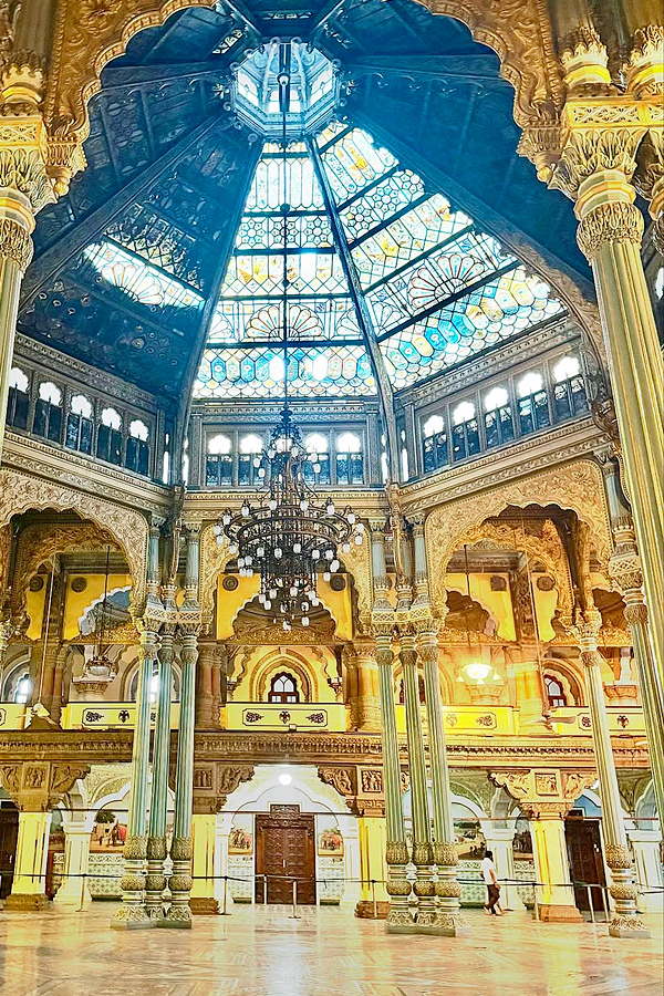 Bigg_20Boss_20contestant_20Ariyana_20Glory_20says_20Best_20Place_20IS_20Mysore_20Palace_20Photos_20_286_29.jpg 8
