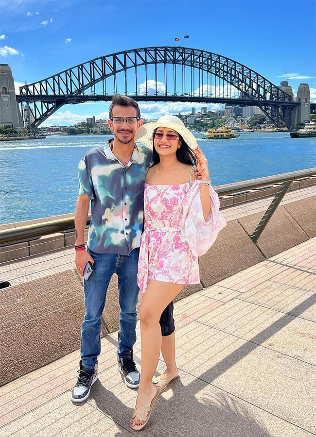 Dhanashree_20Verma_20And_20Yuzvendra_20Chahal_20Are_20Now_20Officially_20Divorced_20Photos_20_2833_29.jpg 14